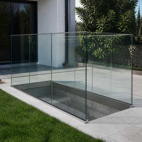 Ganzglas Gartenabgrenzung